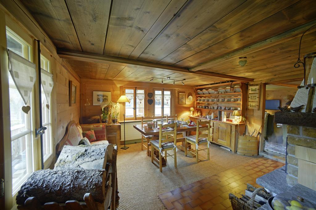 Chalet La Croisee Bed & Breakfast Vers L'Eglise Exterior photo